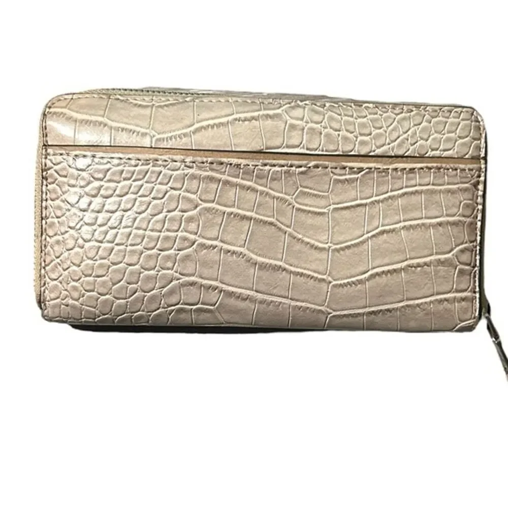 Dana Buchman Tan Croc Faux Leather Large Accordion Ziparound Continental Wallet
